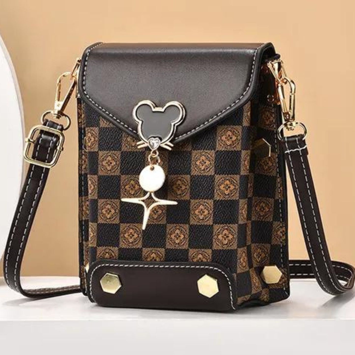 A1724 Minnie Mouse Crossbody Bag