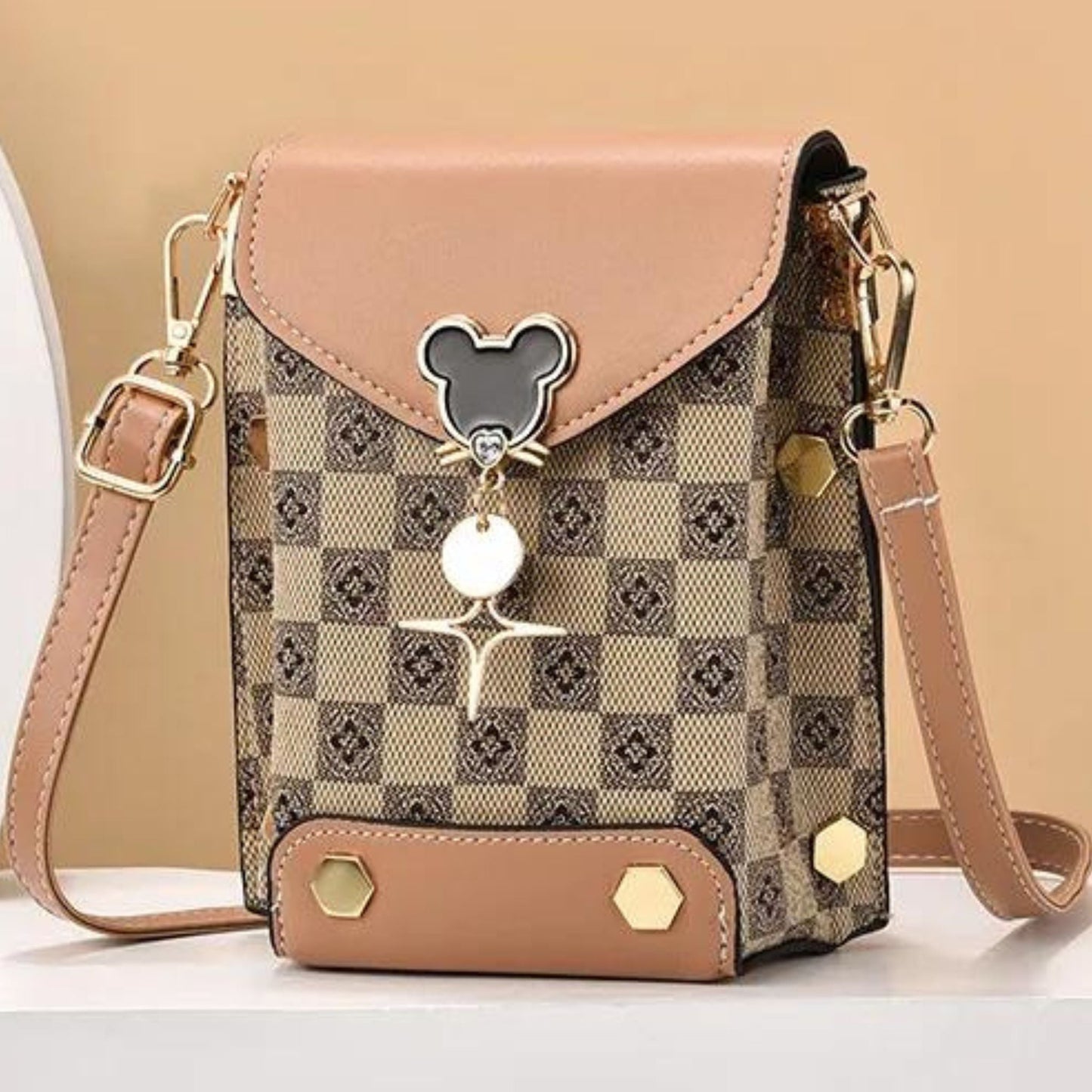 A1724 Minnie Mouse Crossbody Bag